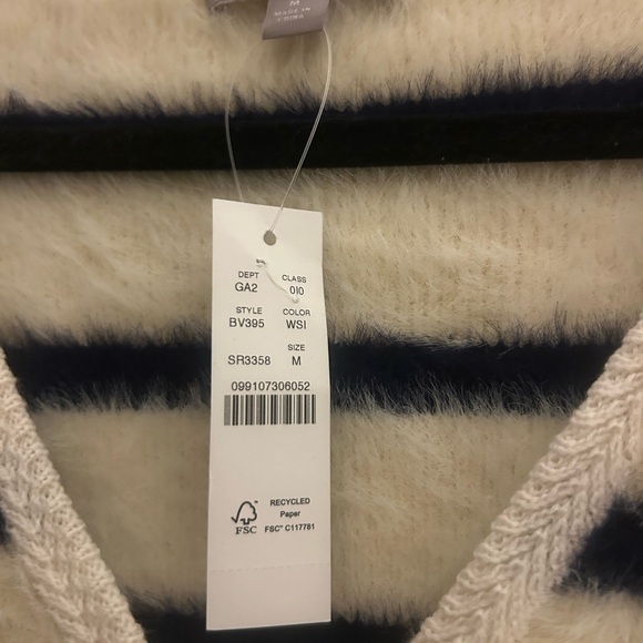 NWT J. Crew Sweater lady jacket in striped brushed yarn size medium(damaged) - Picture 6 of 15